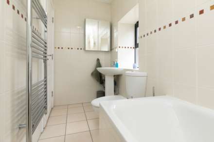 Fabulous 1 Bed Home, Highfield Country Apartments, Rural Trinity, Image 19