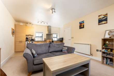 Fabulous 1 Bed Home, Highfield Country Apartments, Rural Trinity, Image 9