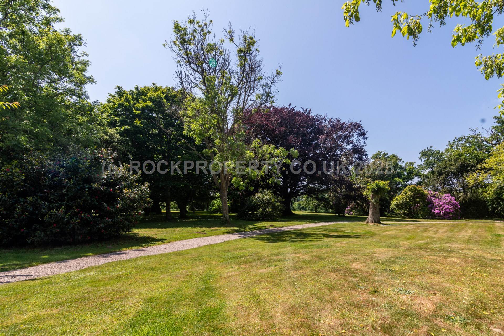 SUPERB 2 BED APARTMENT, Oaklands Manor, Rural St Saviour, Image 22