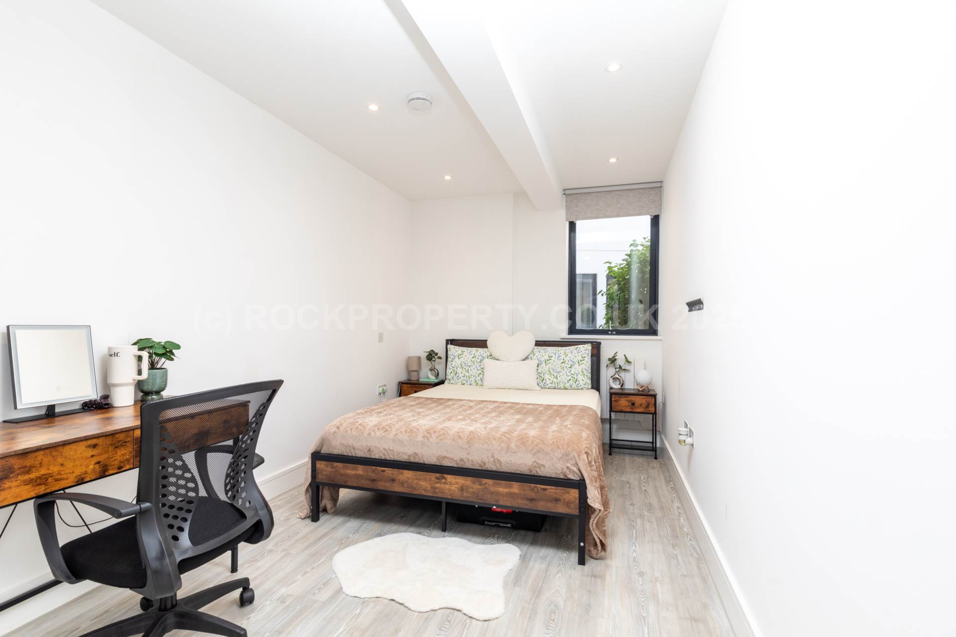 Immaculate 1 Bed Garden Flat, The Soane, St Helier, Image 13
