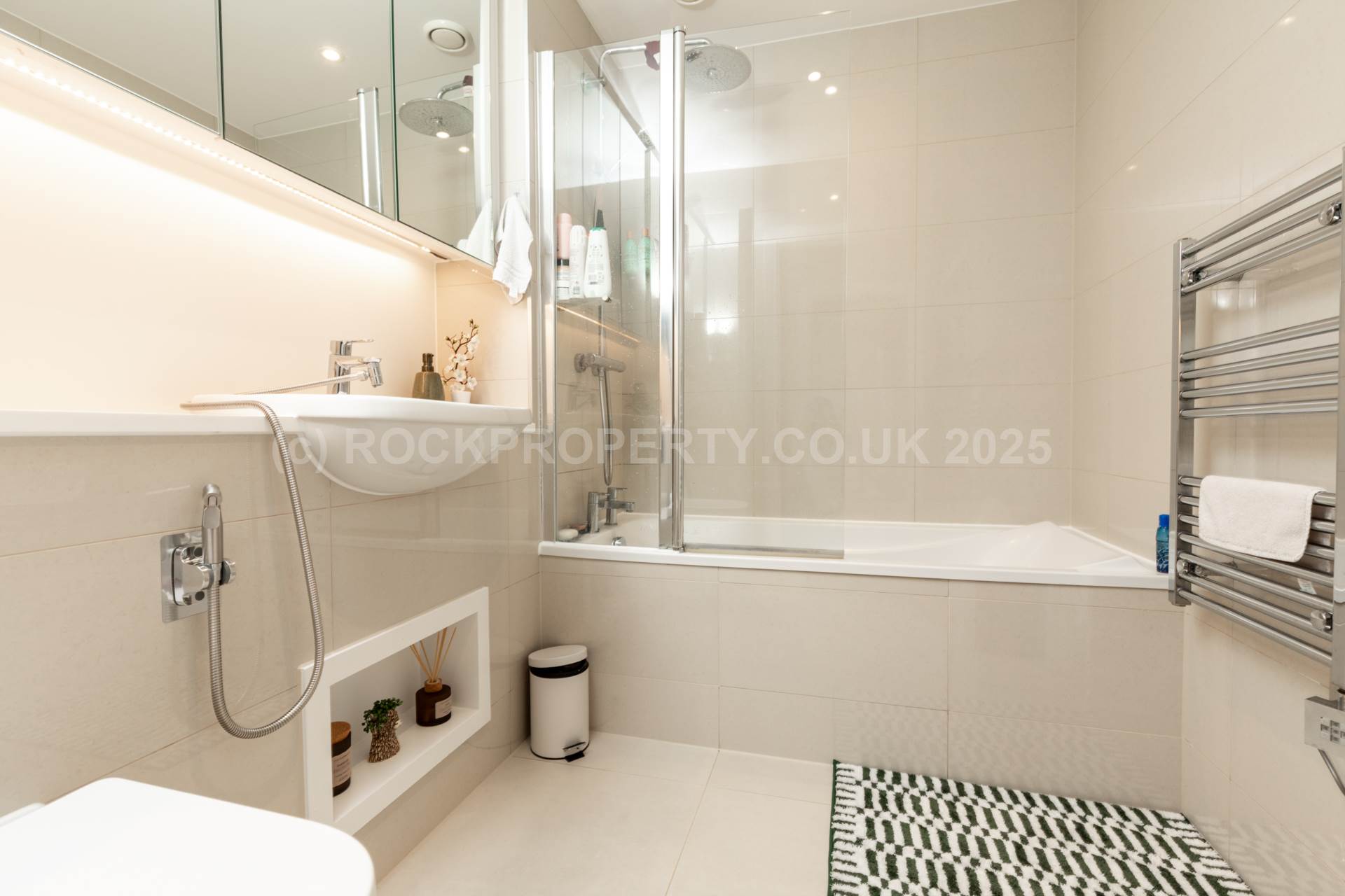 Immaculate 1 Bed Garden Flat, The Soane, St Helier, Image 18
