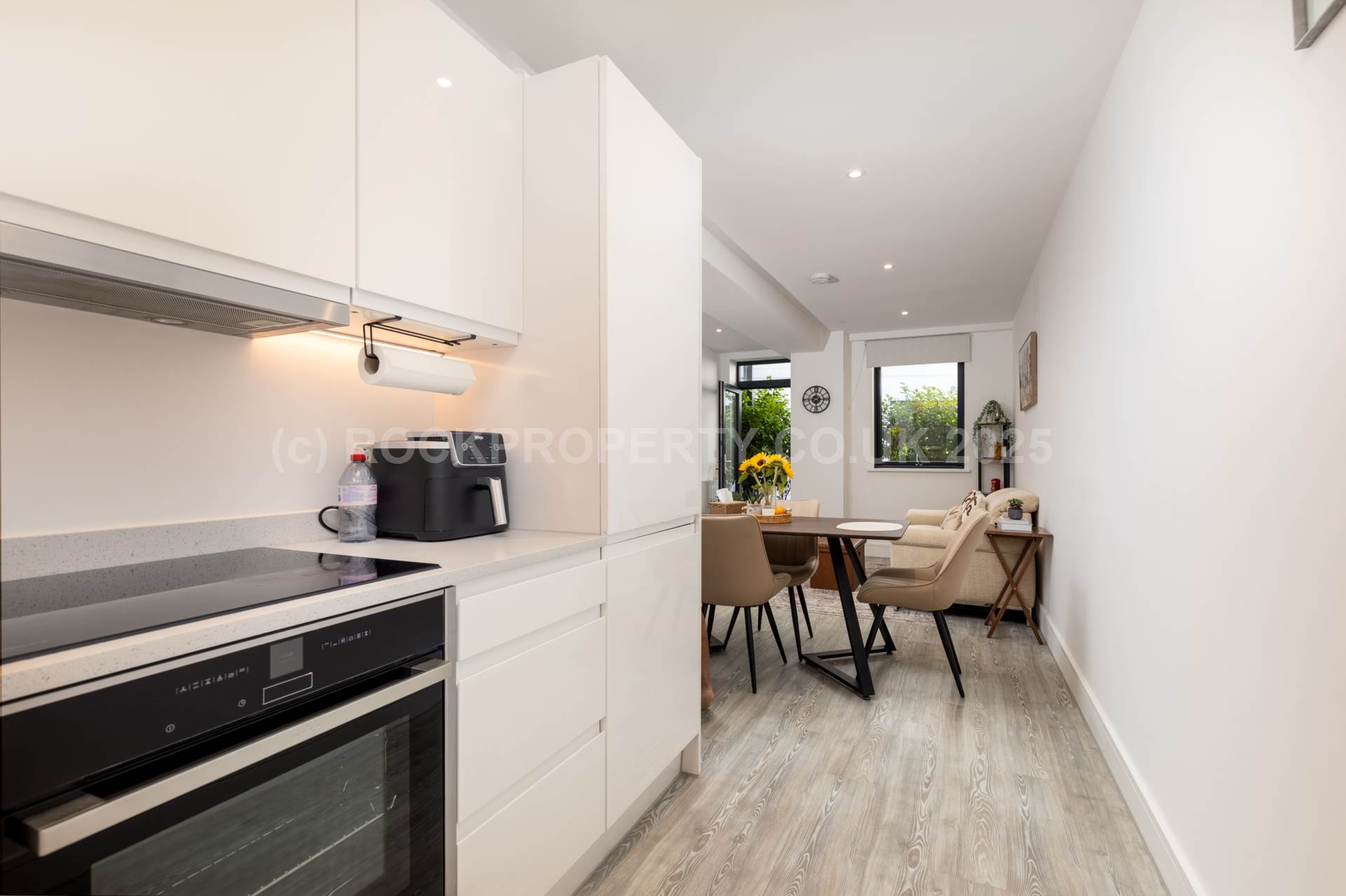 Immaculate 1 Bed Garden Flat, The Soane, St Helier, Image 7