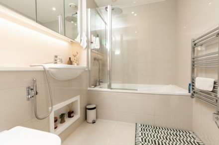 Immaculate 1 Bed Garden Flat, The Soane, St Helier, Image 18