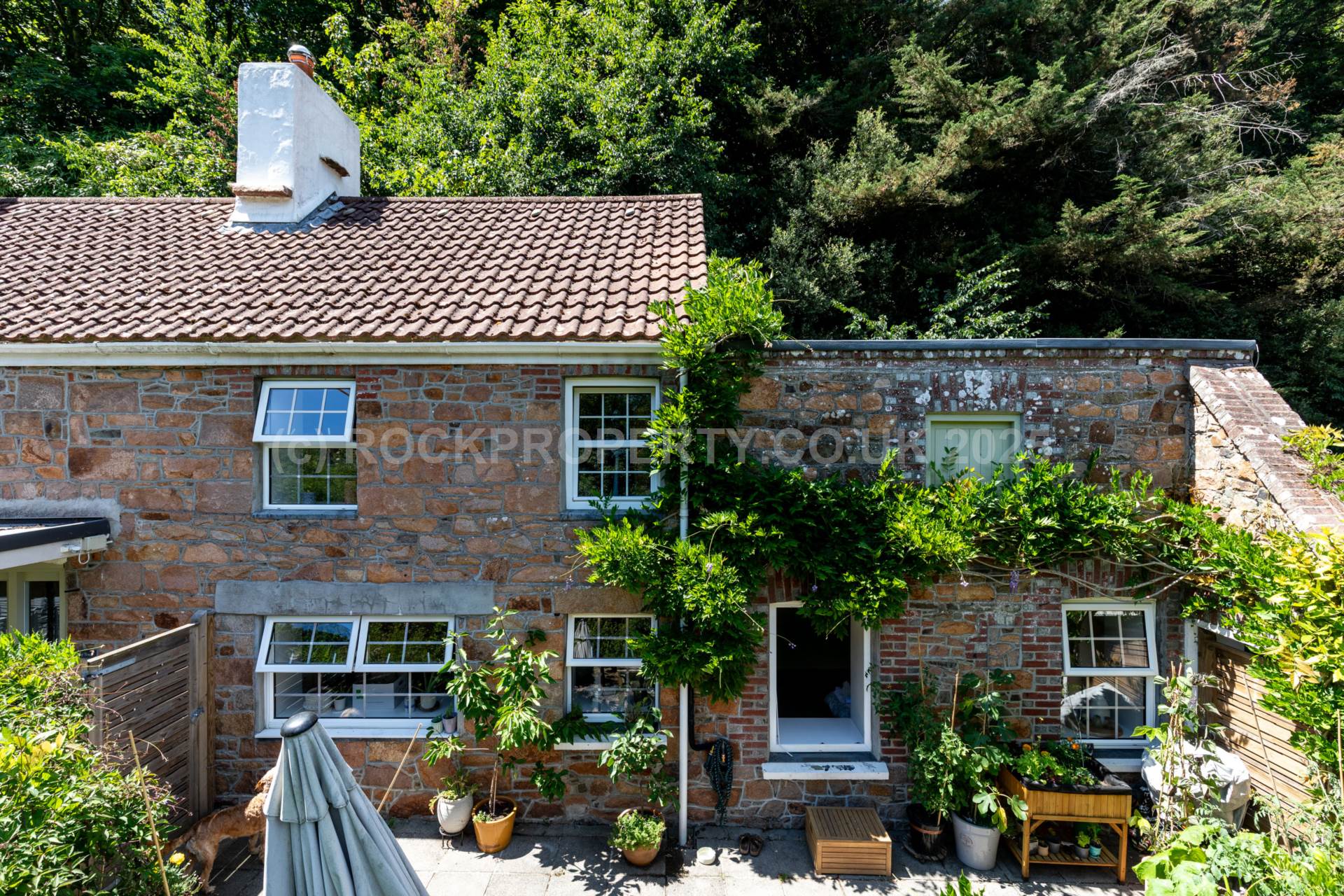 Lovely Rural Cottage, La Rue Des Pres Sorsoleil, St Lawrence, Image 1