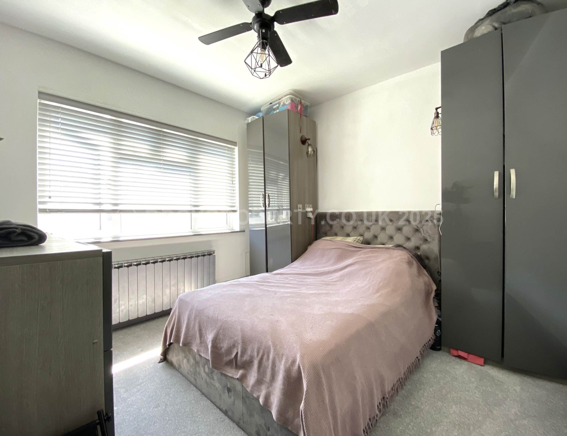Large 2 Bedroom Flat + Parking, First Tower, St Helier, Image 10
