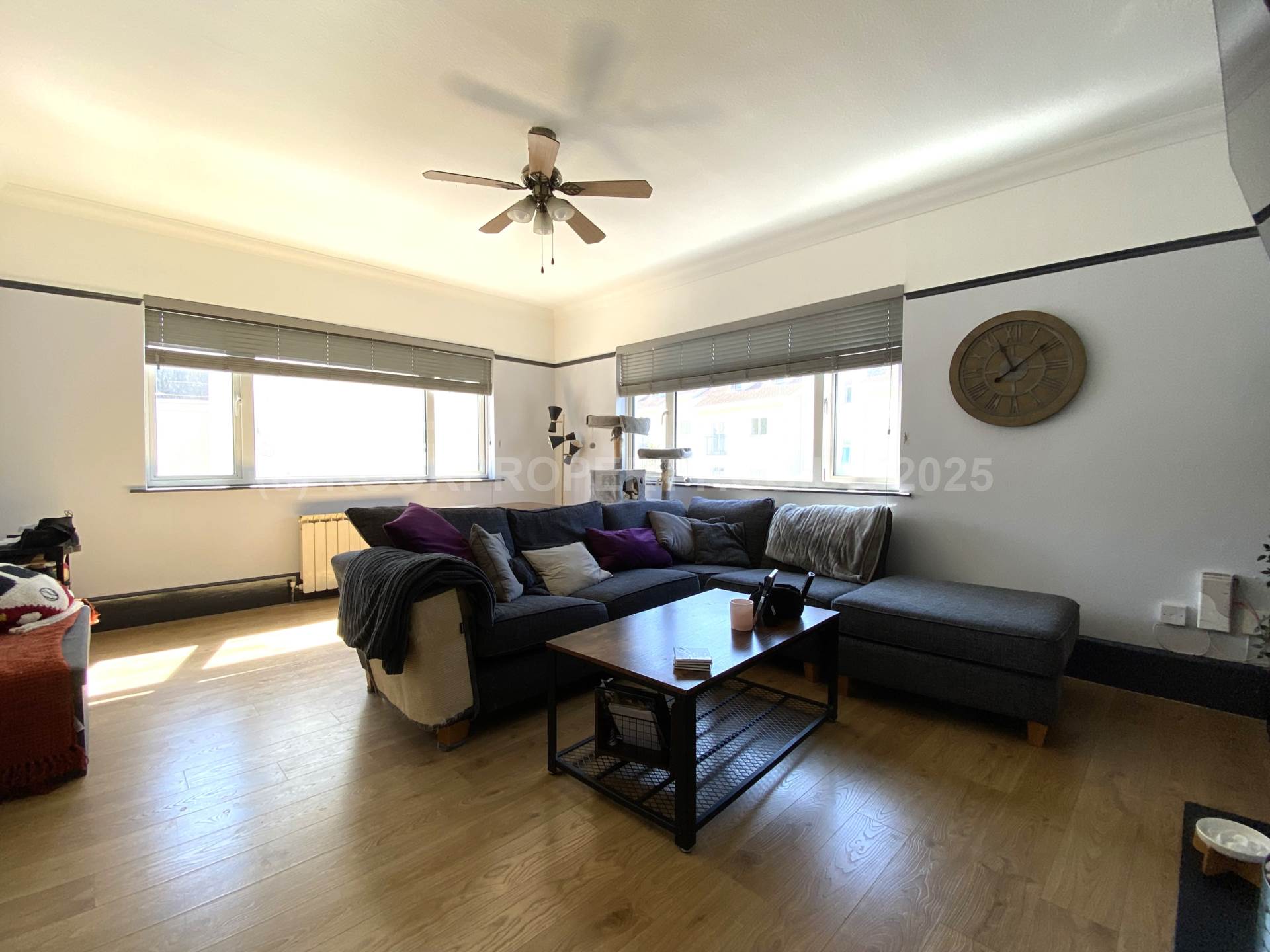 Large 2 Bedroom Flat + Parking, First Tower, St Helier, Image 14