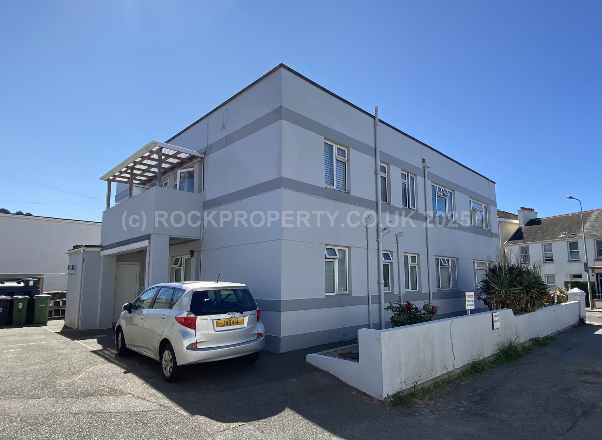 Large 2 Bedroom Flat + Parking, First Tower, St Helier, Image 19