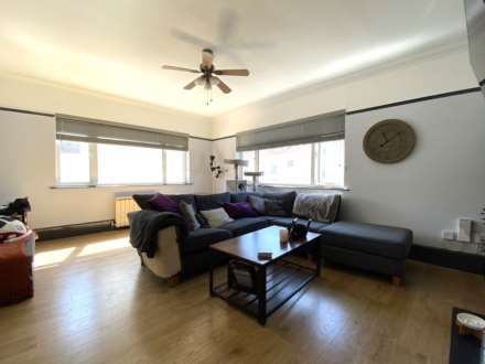 Large 2 Bedroom Flat + Parking, First Tower, St Helier, Image 14