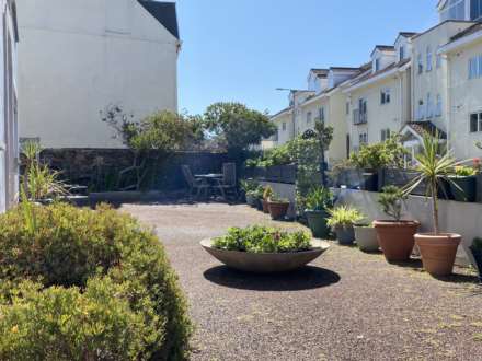 Large 2 Bedroom Flat + Parking, First Tower, St Helier, Image 2