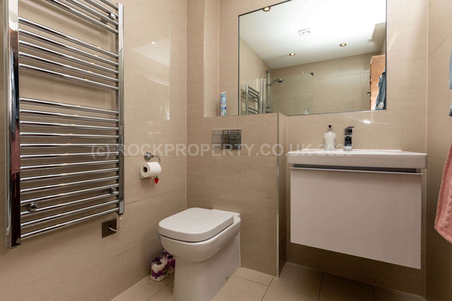 Modern 1 Bed + Balcony, Bath Street, St Helier, Image 15
