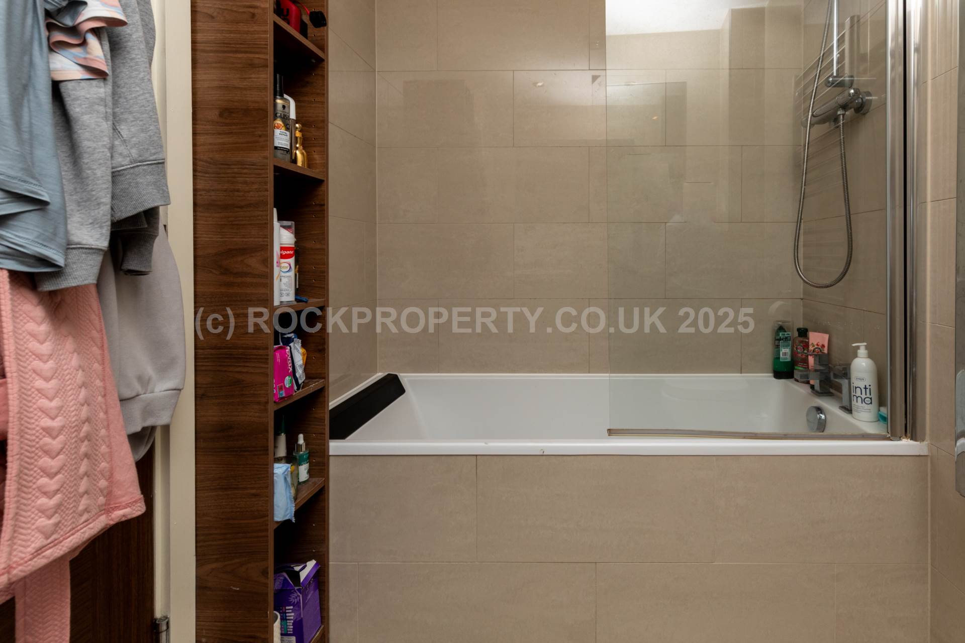 Modern 1 Bed + Balcony, Bath Street, St Helier, Image 16