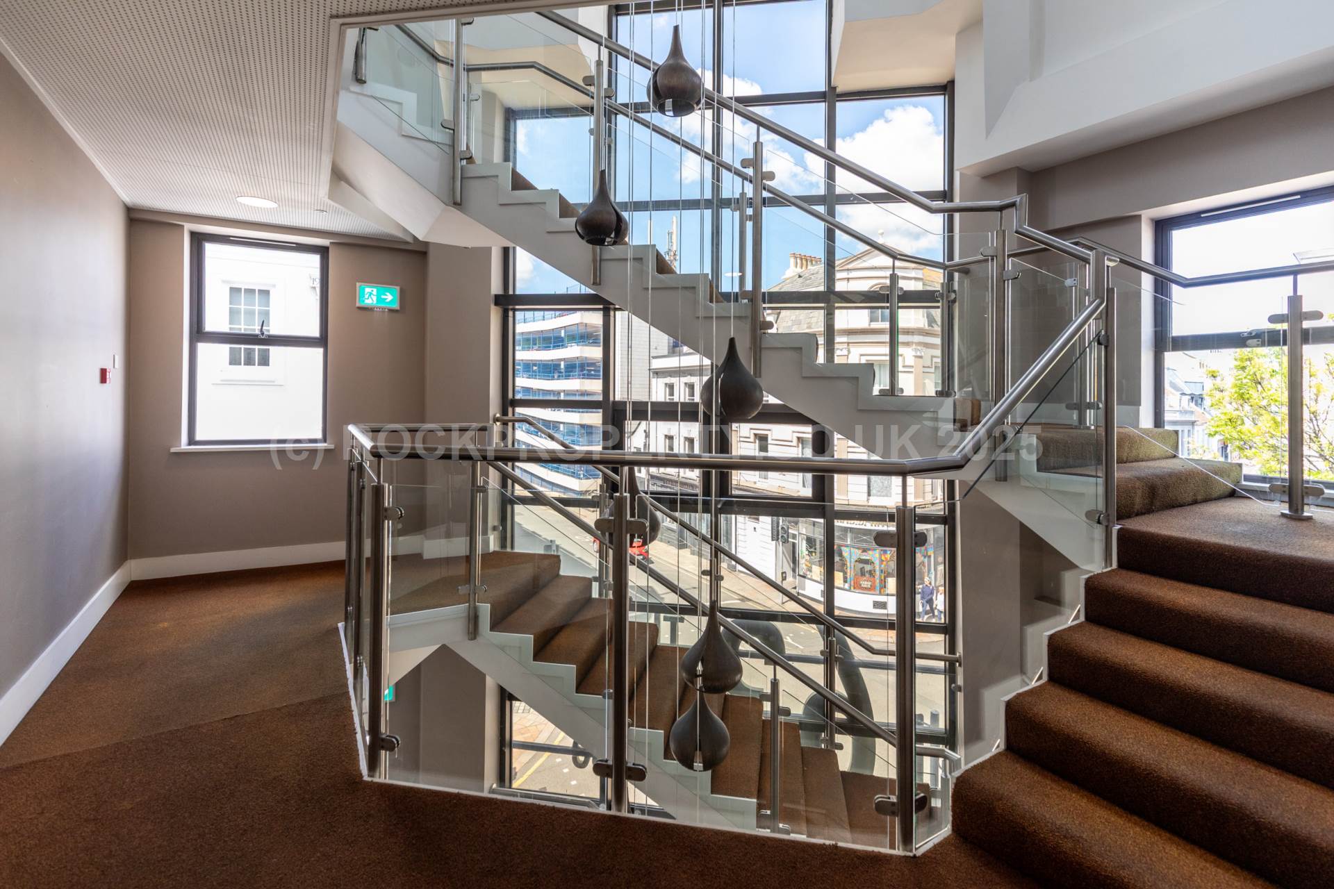Modern 1 Bed + Balcony, Bath Street, St Helier, Image 19
