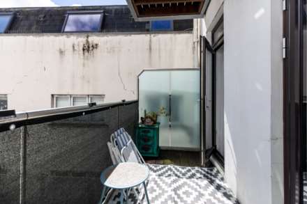 Modern 1 Bed + Balcony, Bath Street, St Helier, Image 2