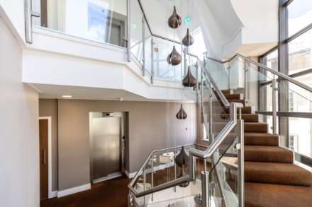 Modern 1 Bed + Balcony, Bath Street, St Helier, Image 20