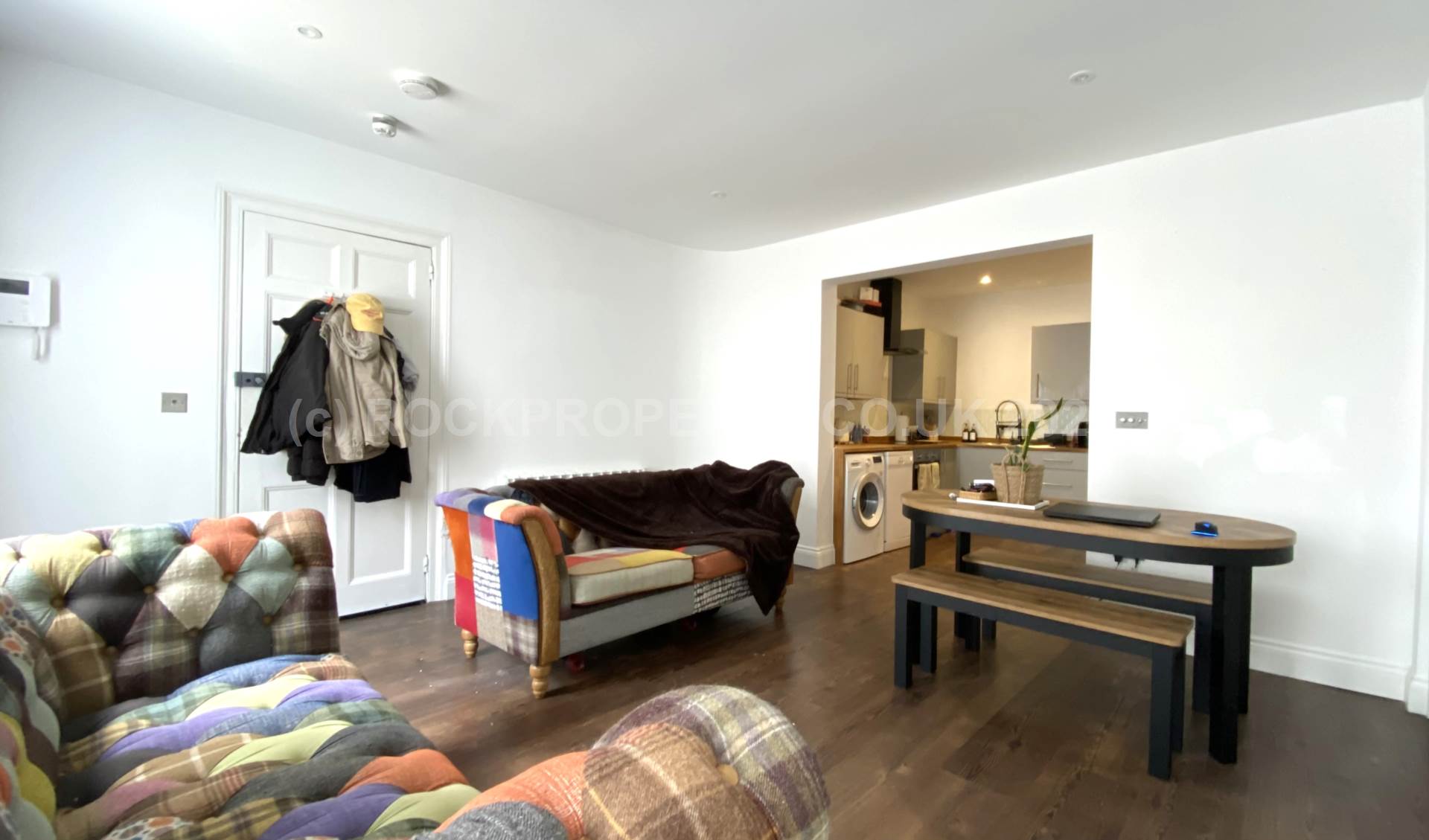 2 Beds - Fantastic Value, Kensington Place, St Helier, Image 4