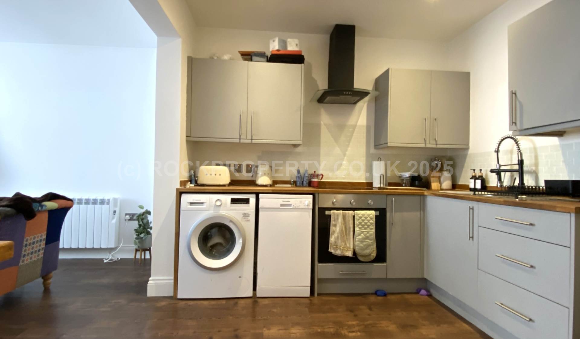 2 Beds - Fantastic Value, Kensington Place, St Helier, Image 7