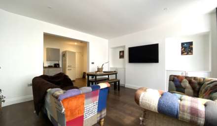2 Beds - Fantastic Value, Kensington Place, St Helier, Image 5