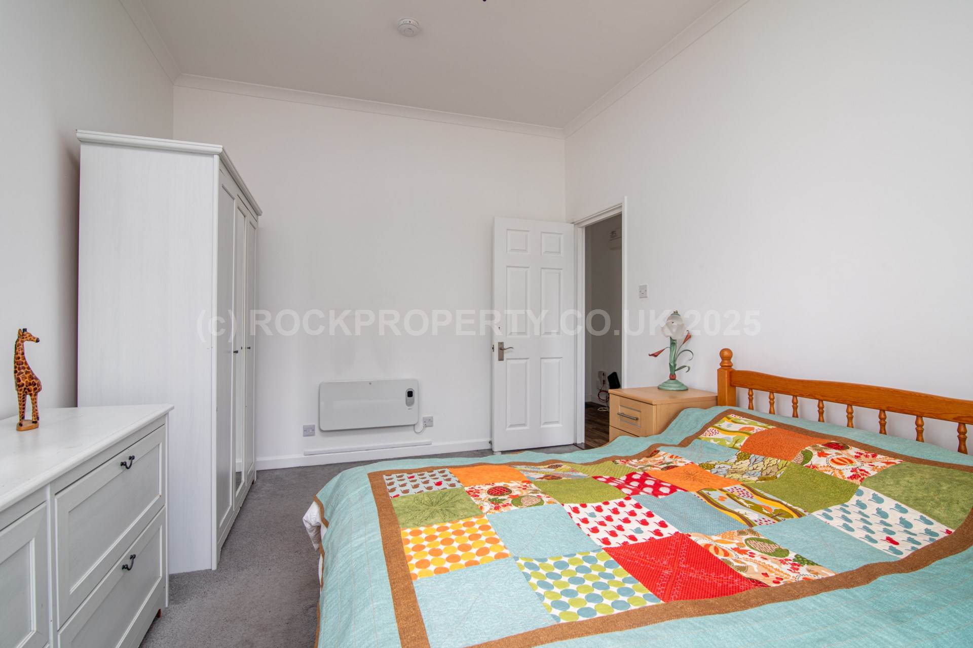 2 Double Beds / Dual Aspect / Parking, Leighton Court, St Aubin's Inner Rd, Image 14