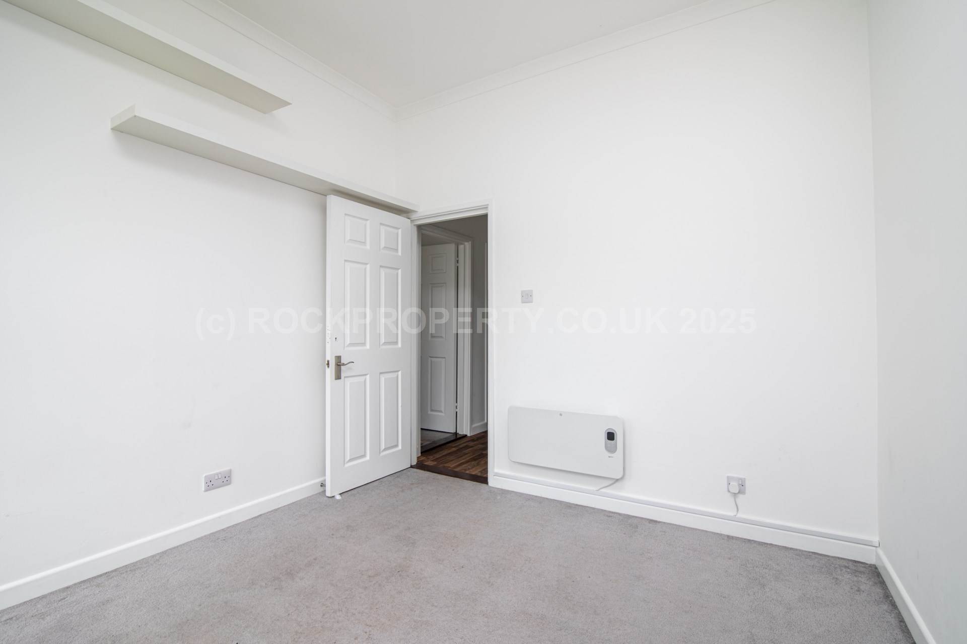 2 Double Beds / Dual Aspect / Parking, Leighton Court, St Aubin's Inner Rd, Image 17