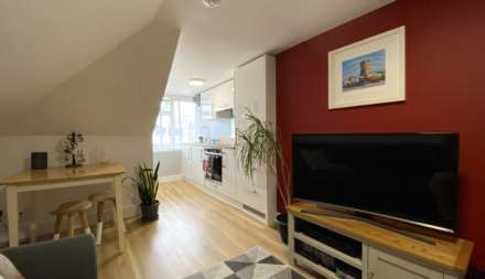 Top Floor 1 Bed Flat, Windsor Terrace, St Mark's Rd, Image 1