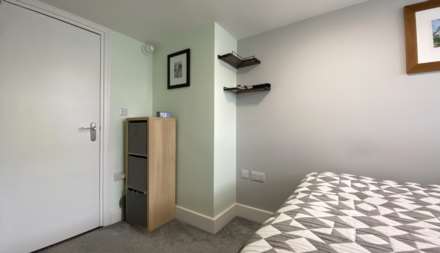 Top Floor 1 Bed Flat, Windsor Terrace, St Mark's Rd, Image 10