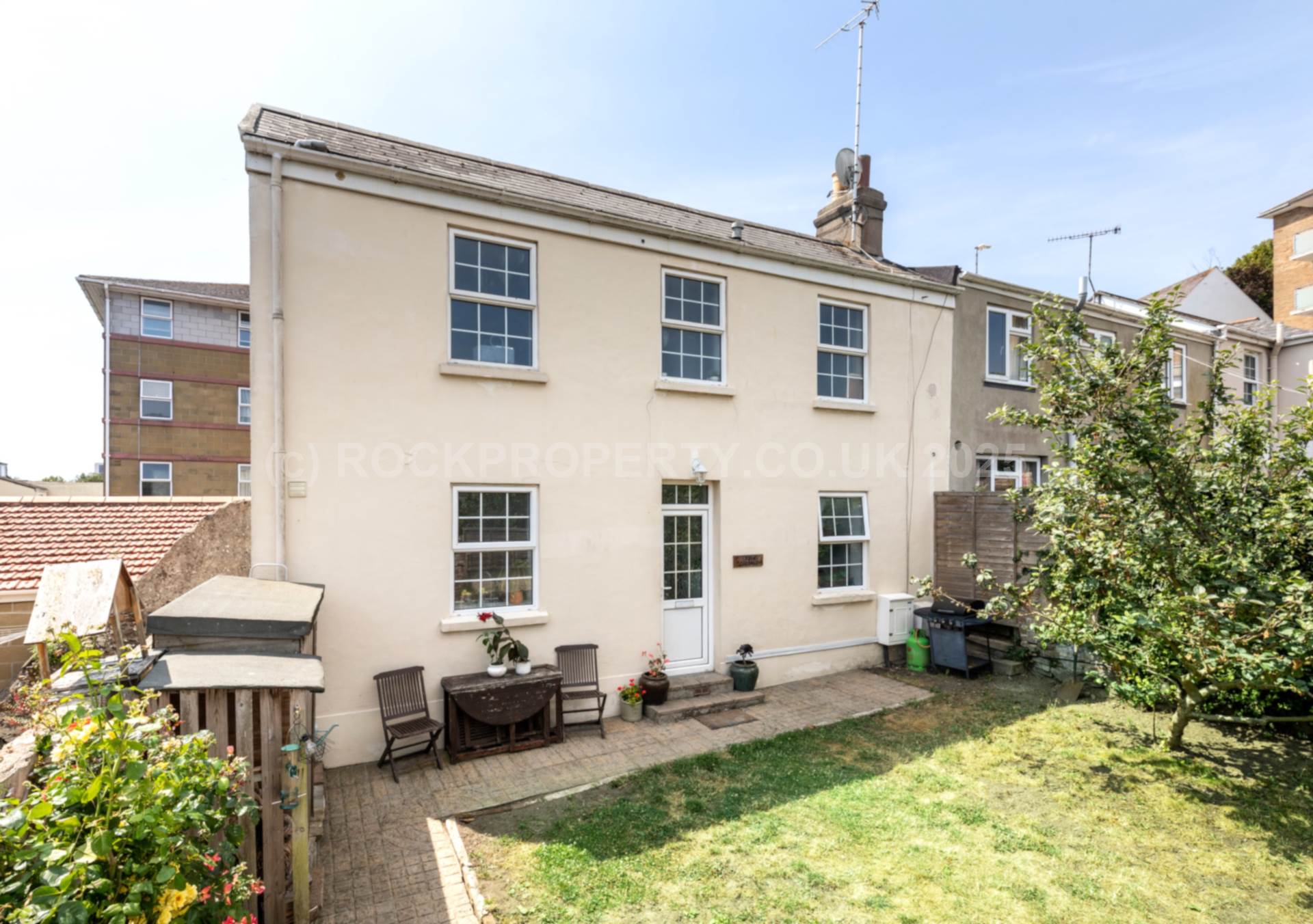 2 Double Bed Cottage + Garden, Drury Lane, St Helier, Image 1