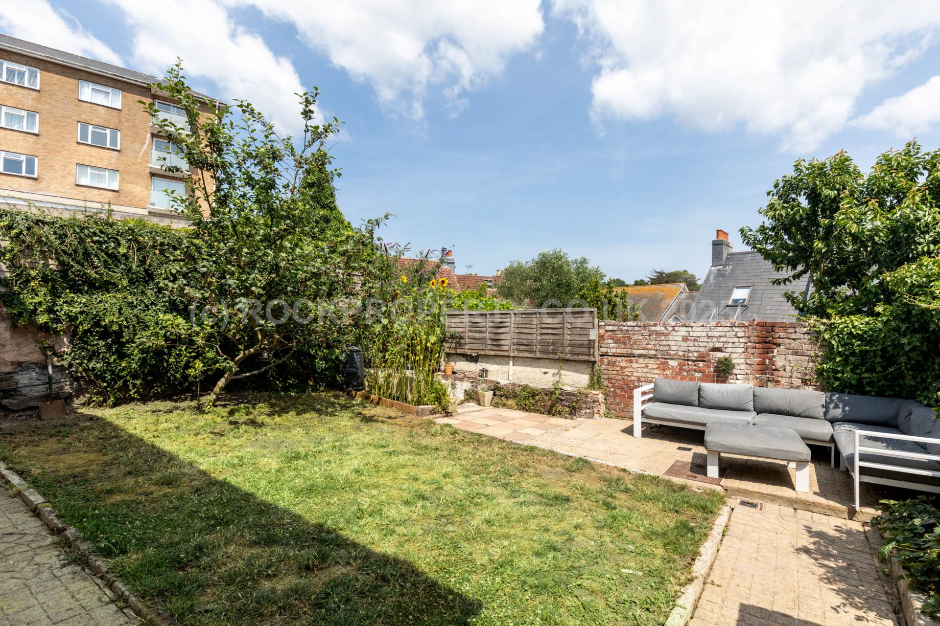 2 Double Bed Cottage + Garden, Drury Lane, St Helier, Image 17