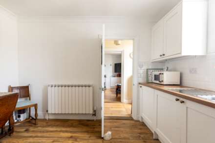 2 Double Bed Cottage + Garden, Drury Lane, St Helier, Image 6