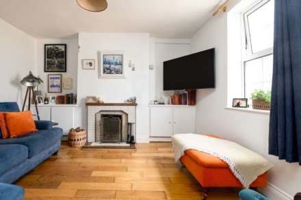 2 Double Bed Cottage + Garden, Drury Lane, St Helier, Image 8