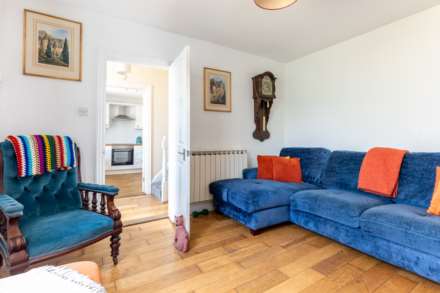 2 Double Bed Cottage + Garden, Drury Lane, St Helier, Image 9