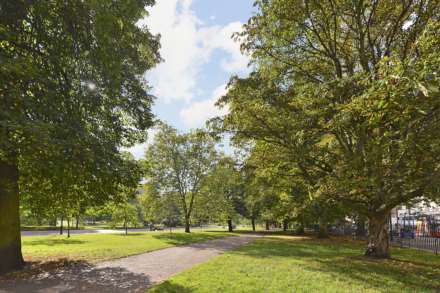 Hyde Park Gardens, Hyde Park W2, Image 19