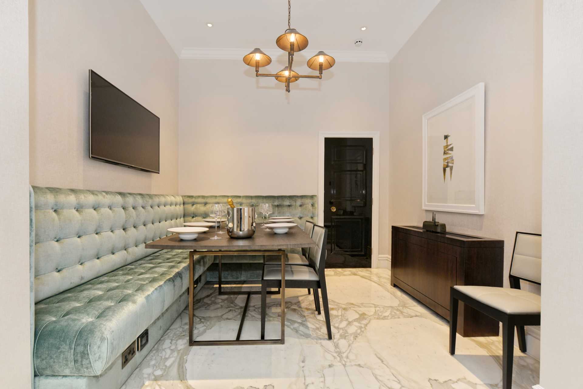 Chester Square, Belgravia, SW1, Image 13