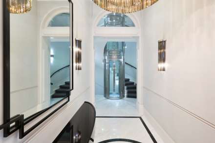 Mount Street, Mayfair, Image 17