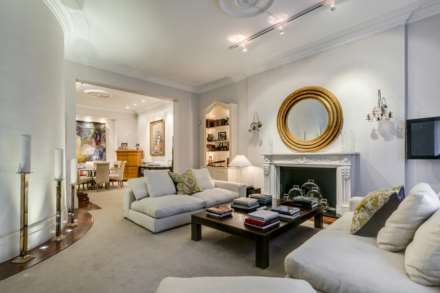 Mount Street, Mayfair, Image 5