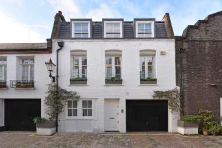 3 Bedroom Mews, Marylebone Mews, Marylebone, W1G