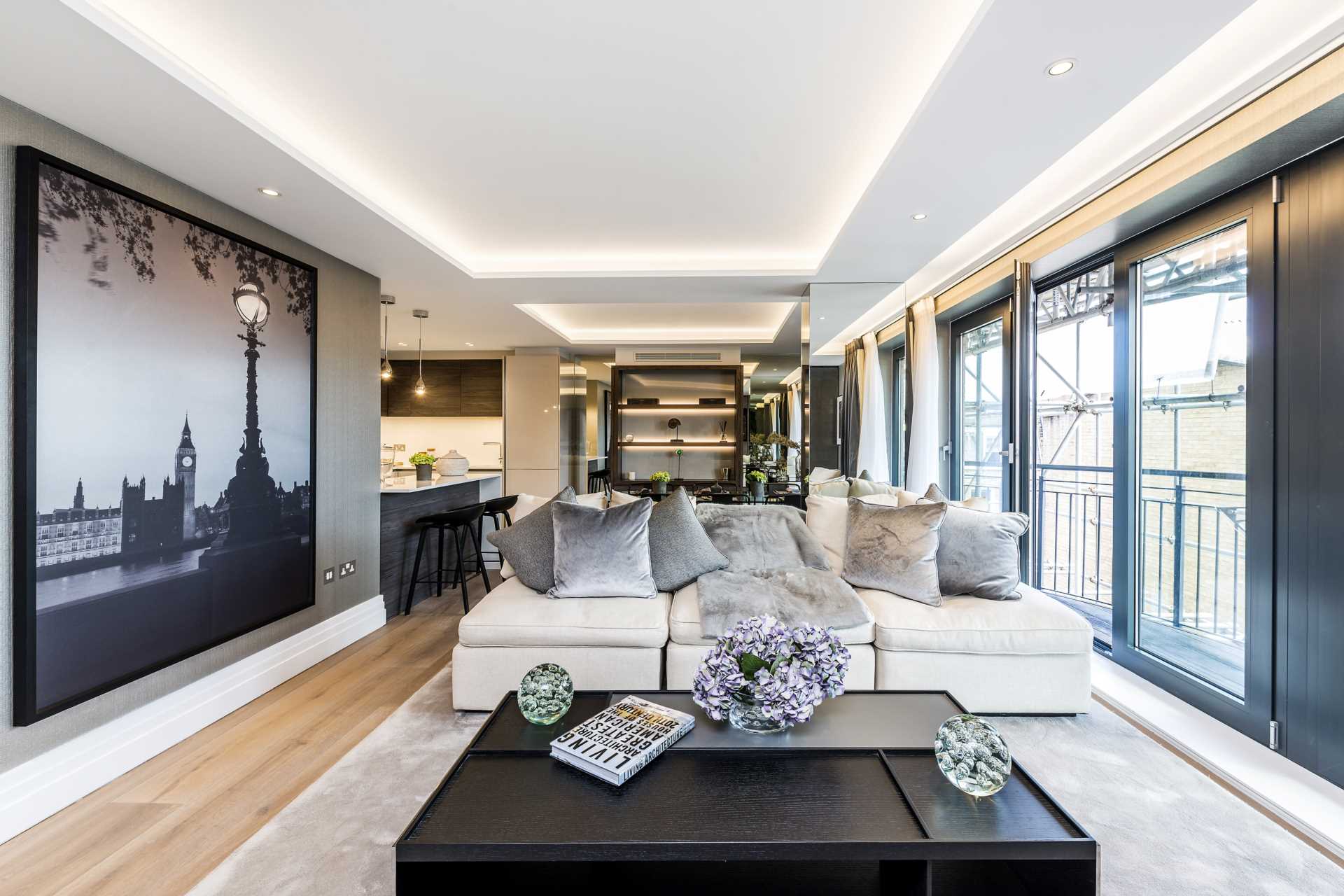 Kensington Gardens, Bayswater W2, Image 1