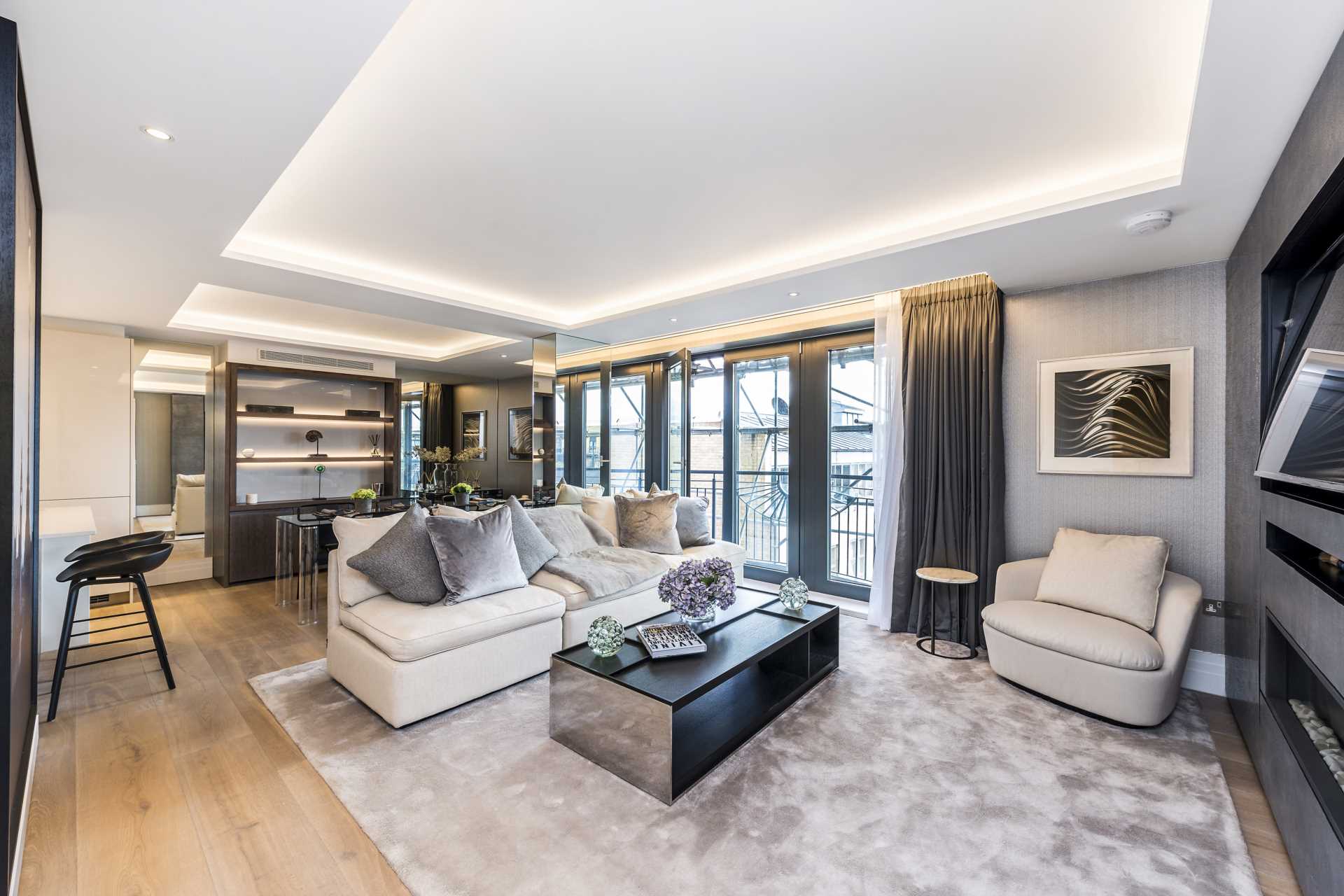 Kensington Gardens, Bayswater W2, Image 2