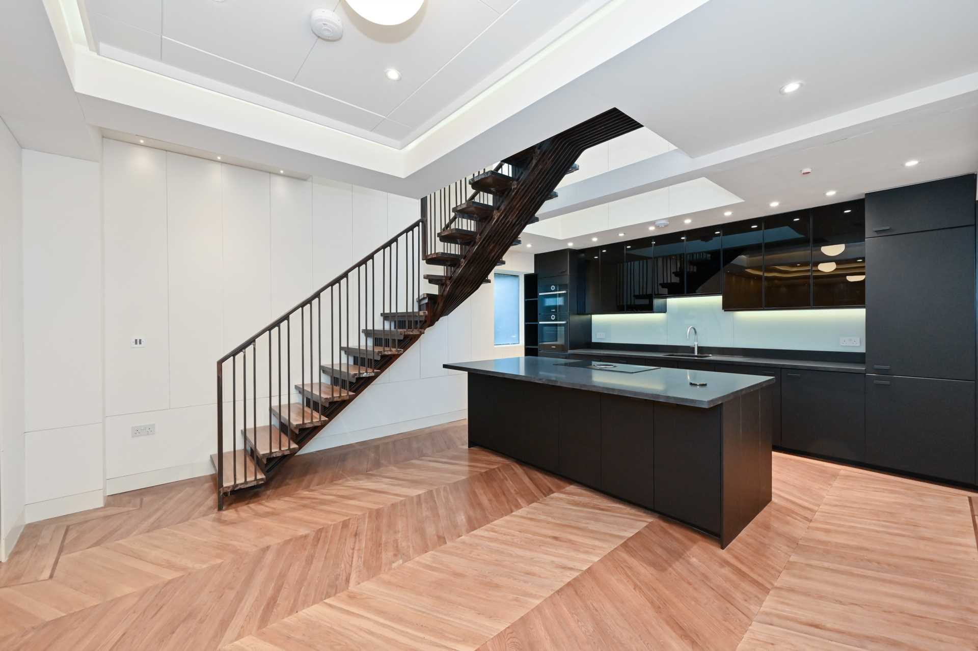 Belmont Street, Chalk Farm, NW1, Image 2