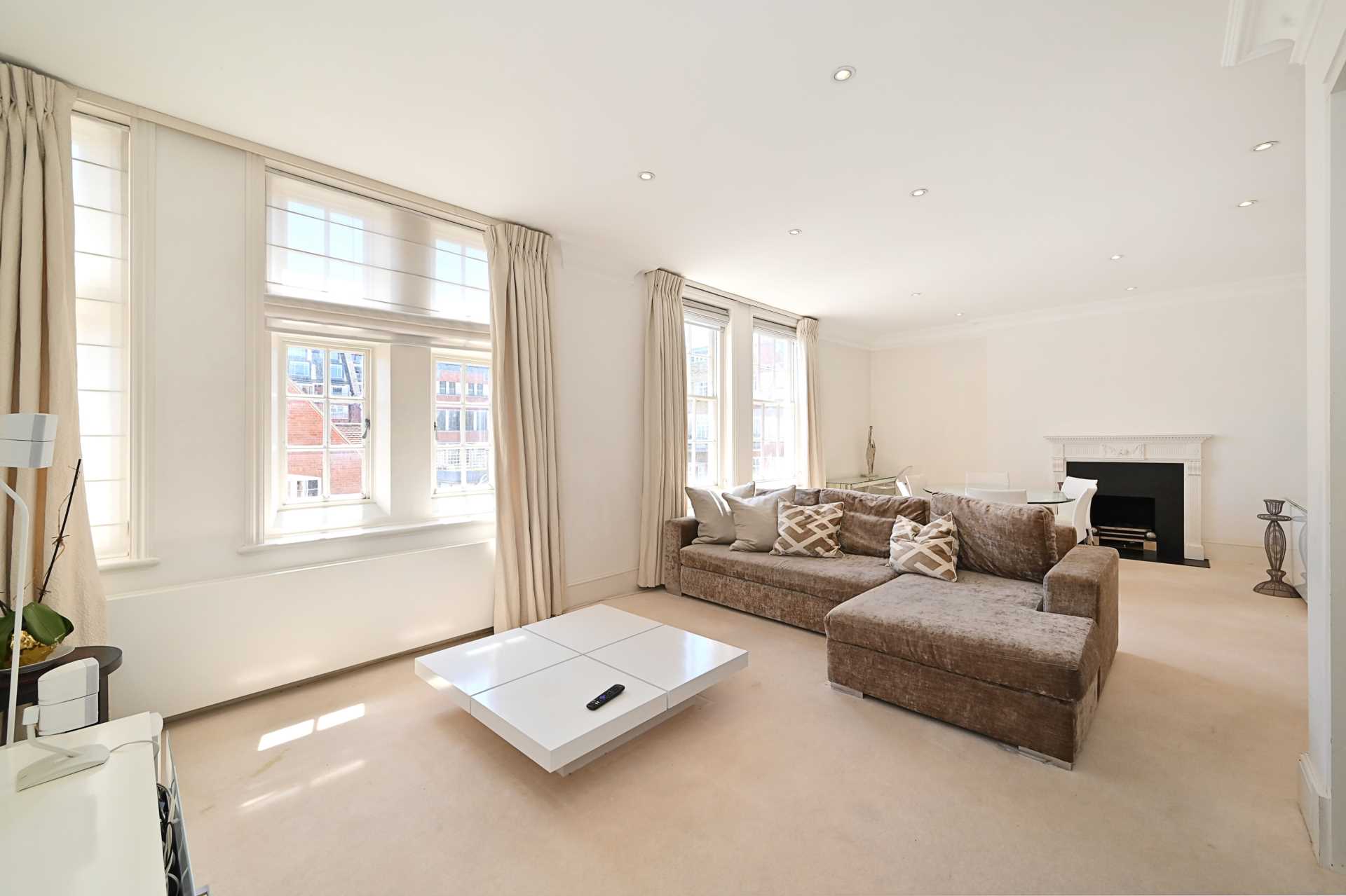 Aldford Street, Mayfair, Image 1