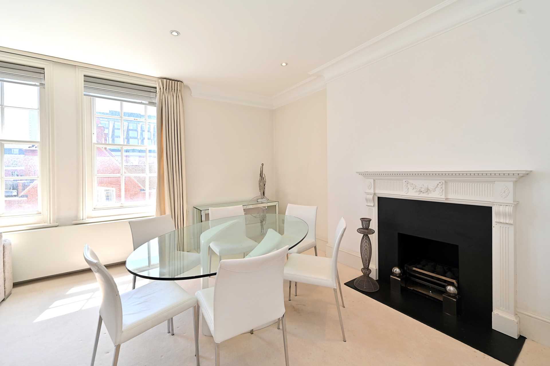 Aldford Street, Mayfair, Image 2