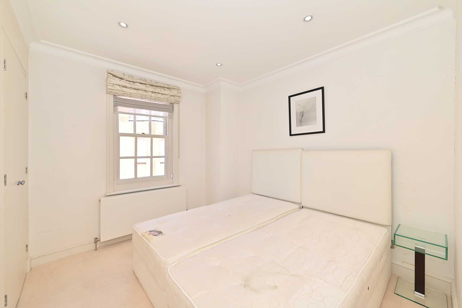 Aldford Street, Mayfair, Image 7