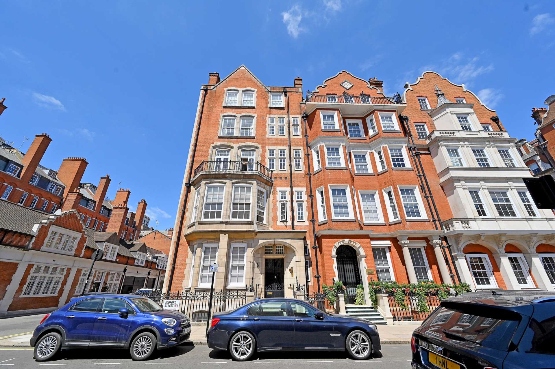 Aldford Street, Mayfair, Image 9