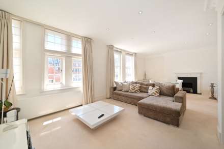 Aldford Street, Mayfair, Image 1