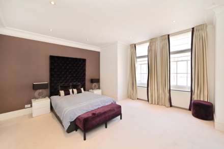 Aldford Street, Mayfair, Image 4