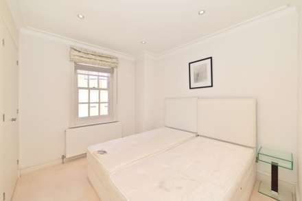 Aldford Street, Mayfair, Image 7
