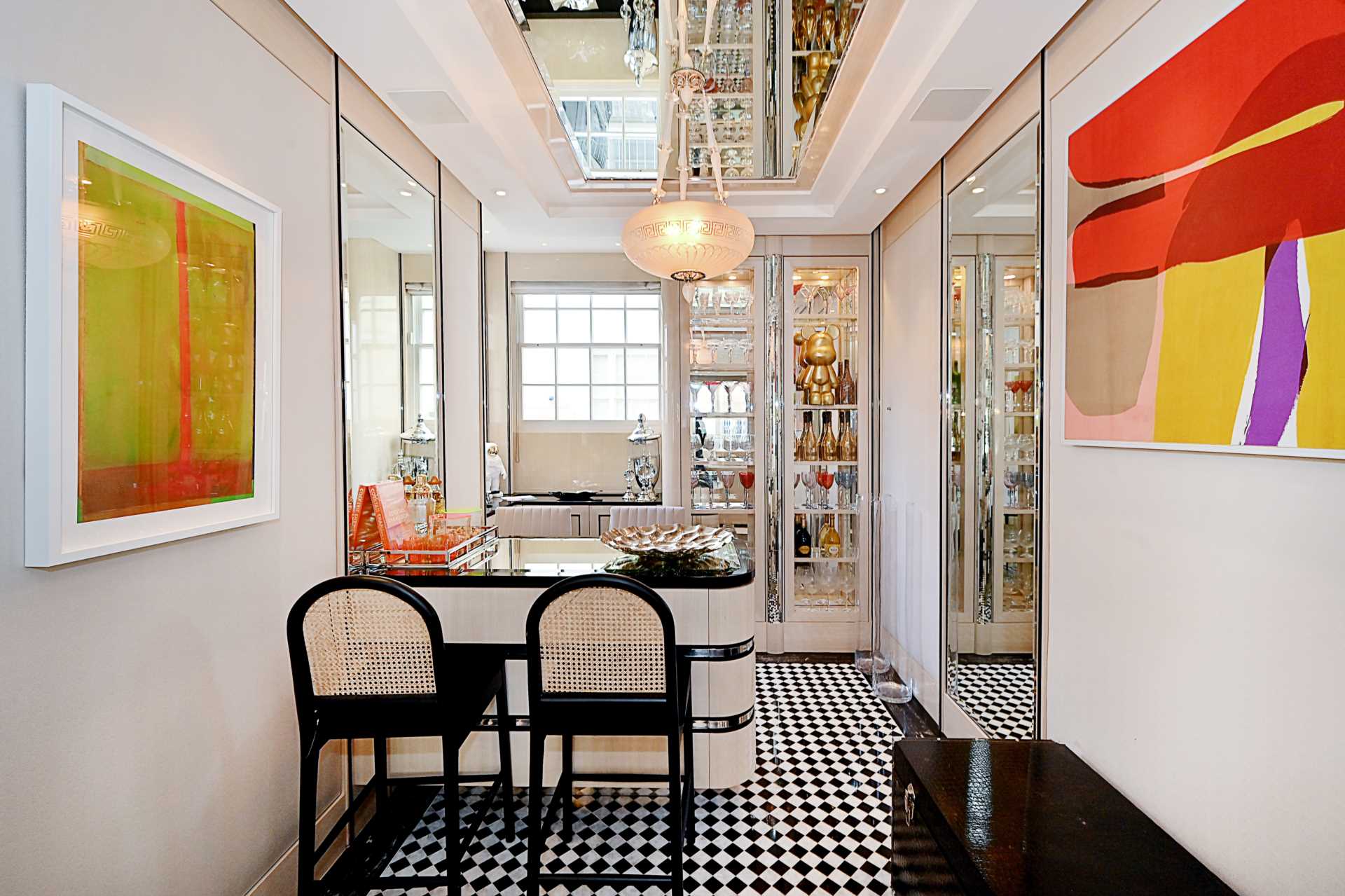 SHORT LET Lyall Street, Belgravia SW1X, Image 2