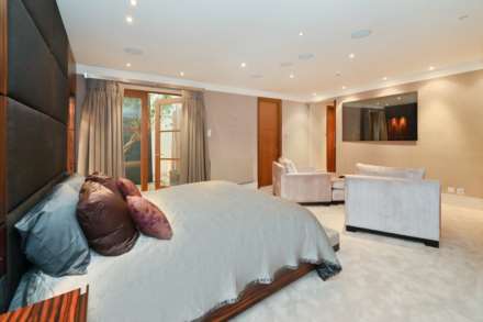 4 Bedroom Apartment, Chesham Street, Belgravia, SW1X