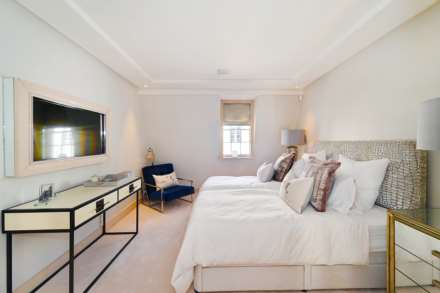 Lyall Street, Belgravia SW1X, Image 20