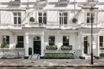 Cadogan Place, London, SW1X, Image 2