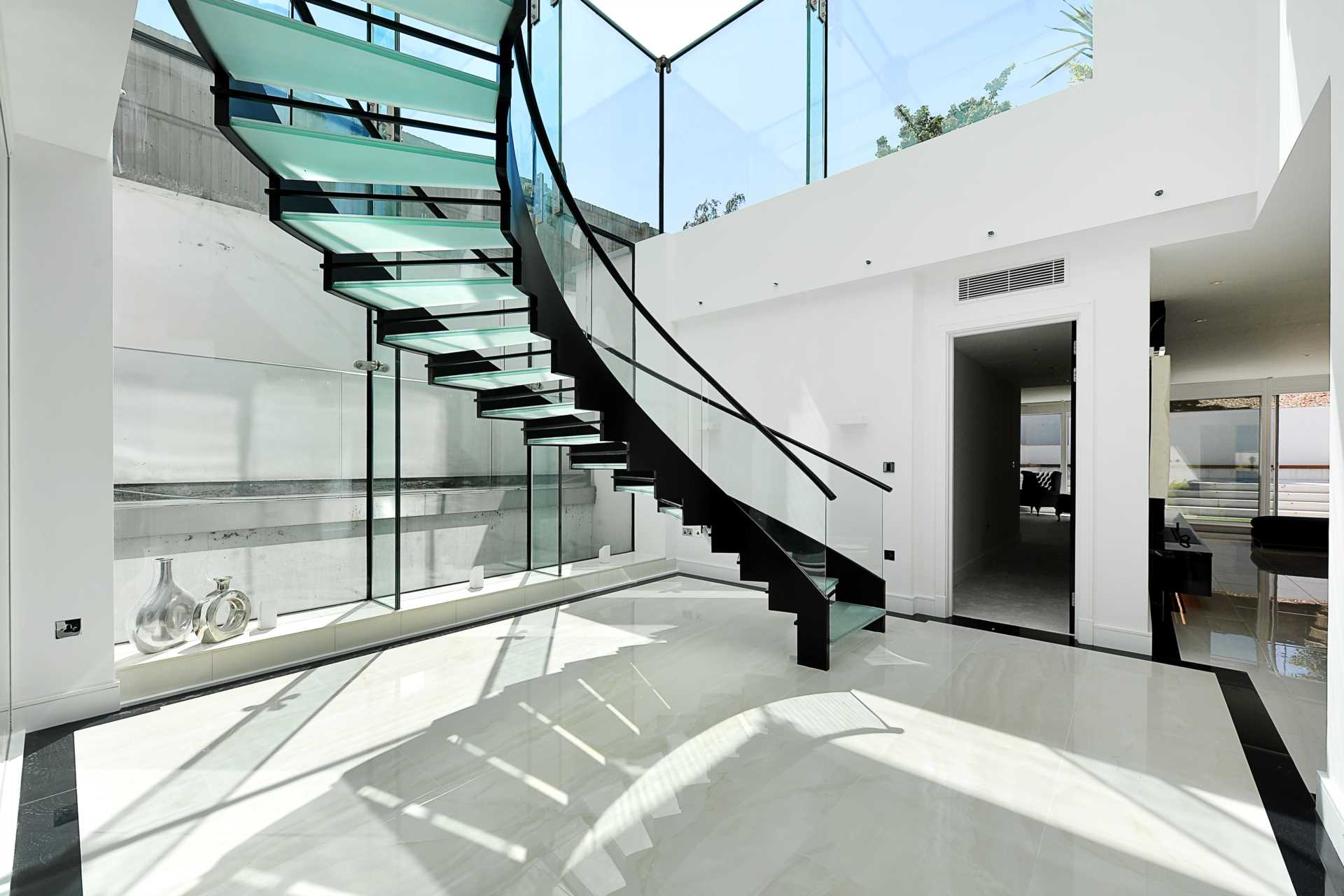 Horizons Court, Hampstead NW3, Image 4
